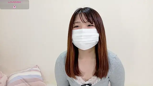 Snapshot of mana-chan chatting on 09/29/25, 04:17 mana-chan online show from 09/29/25, 04:17