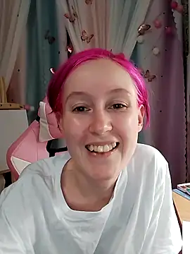 Snapshot of Fuzzy_Unicorn chatting on 10/09/25, 07:12 Fuzzy Unicorn online show from 10/09/25, 07:12