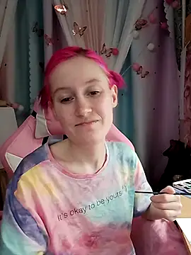 Snapshot of Fuzzy_Unicorn chatting on 10/23/25, 07:23 Fuzzy Unicorn online show from 10/23/25, 07:23