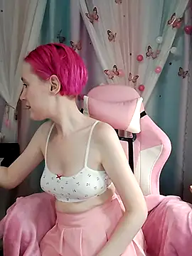 Fuzzy Unicorn online show from 12/05/25, 07:43