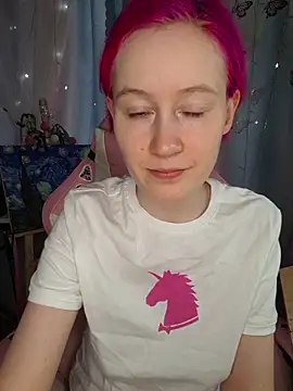 Fuzzy Unicorn online show from 04/13/26, 10:10