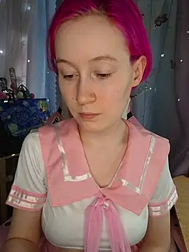 Fuzzy Unicorn online show from 04/17/26, 10:18