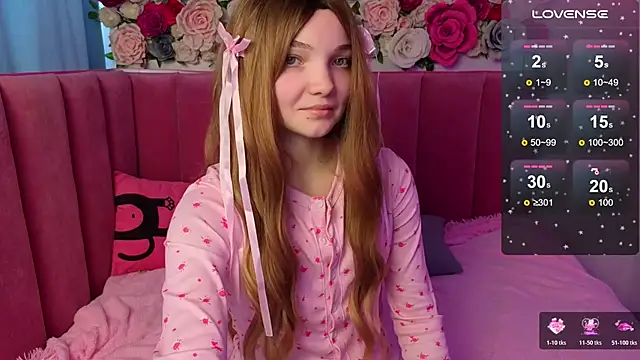 AnimeAlica18 online show from 11/14/25, 08:24