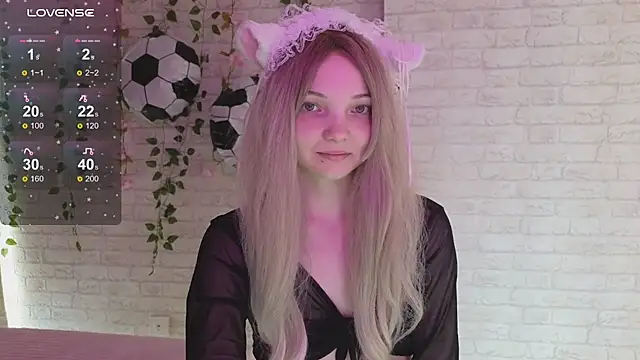 AnimeAlica18 online show from 07/10/26, 03:44