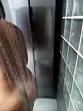 Flacidas online show from 10/30/25, 04:41