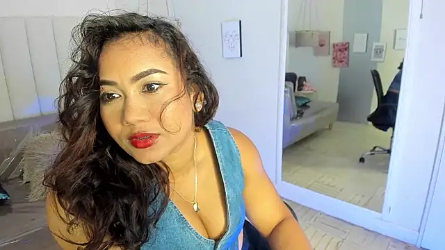 veronica b07 online show from 05/16/26, 01:54