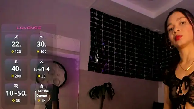 klariz09 online show from 12/18/25, 07:53