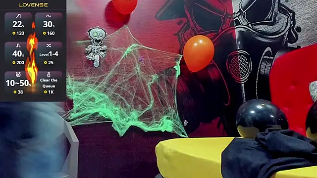 Snapshot of Ian1_ chatting on 10/29/25, 11:45 Ian1 online show from 10/29/25, 11:45