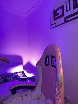 Lia  1 online show from 02/24/26, 12:36