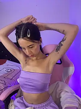 Lia  1 online show from 02/25/26, 01:10