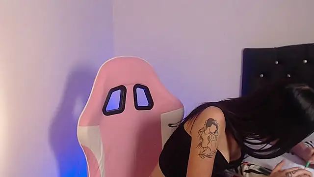 Lia  1 online show from 02/27/26, 02:06