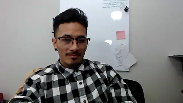 tanjir020 online show from 02/18/26, 12:06