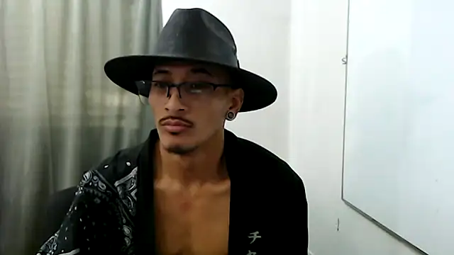 tanjir020 online show from 03/12/26, 06:36