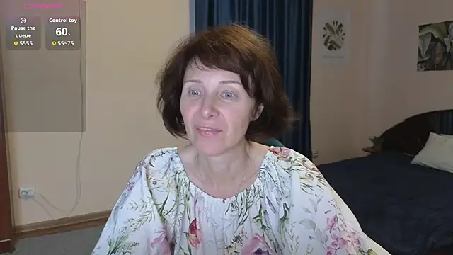 Lia Tito online show from 10/26/25, 06:30