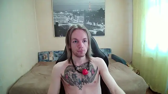 Snapshot of AdamDickens chatting on 09/10/25, 11:43 AdamDickens online show from 09/10/25, 11:43