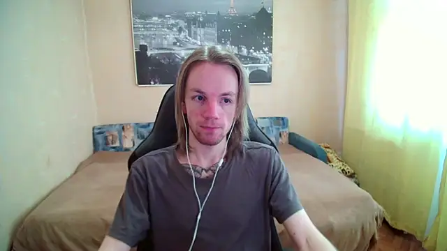 Snapshot of AdamDickens chatting on 09/13/25, 10:48 AdamDickens online show from 09/13/25, 10:48