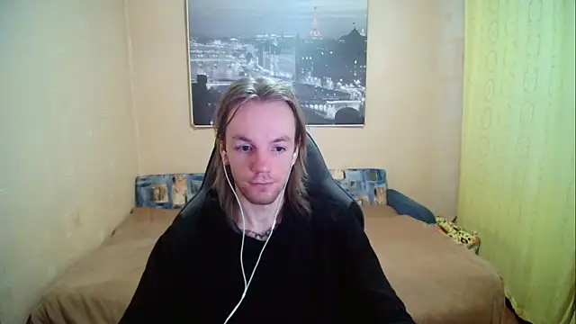 Snapshot of AdamDickens chatting on 09/21/25, 10:11 AdamDickens online show from 09/21/25, 10:11