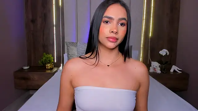 LucySalvatore  online show from 09/28/25, 01:22