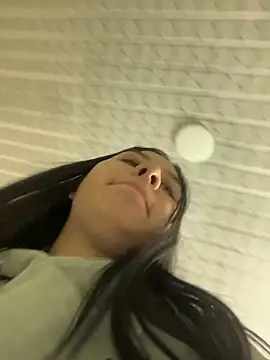 BELLAALEJA online show from 04/09/26, 01:16