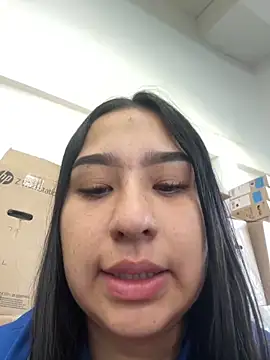 BELLAALEJA online show from 04/22/26, 01:23