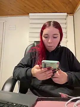 Karen18 boobs online show from 10/18/25, 01:41