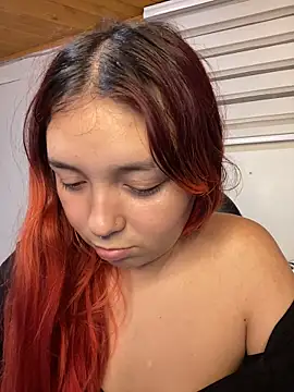 Karen18 boobs online show from 02/21/26, 02:01