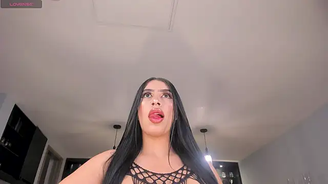 LeahLombardi  online show from 03/17/26, 03:44