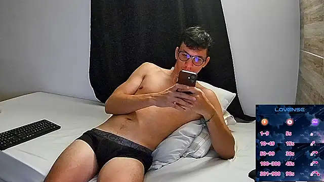 angelicious  online show from 05/19/26, 12:33