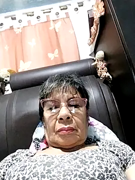 OliviaMorris1 online show from 10/04/25, 10:52