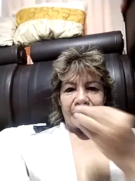 OliviaMorris1 online show from 05/04/26, 11:39