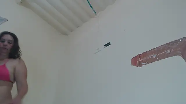 Monserrat Sweet online show from 04/13/26, 06:35