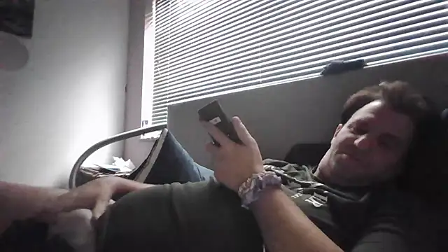 Snapshot of JasperGeil chatting on 10/06/25, 01:30 JasperGeil online show from 10/06/25, 01:30