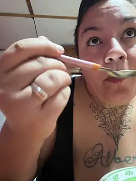 valen1891 online show from 04/15/26, 06:15