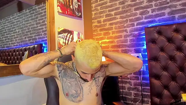 VinzenzRizzo online show from 12/18/25, 09:21