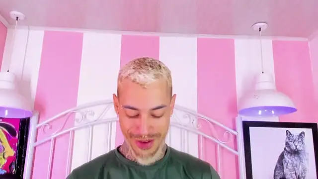 VinzenzRizzo online show from 01/17/26, 04:17