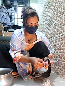 Bristy- online show from 01/14/26, 01:39