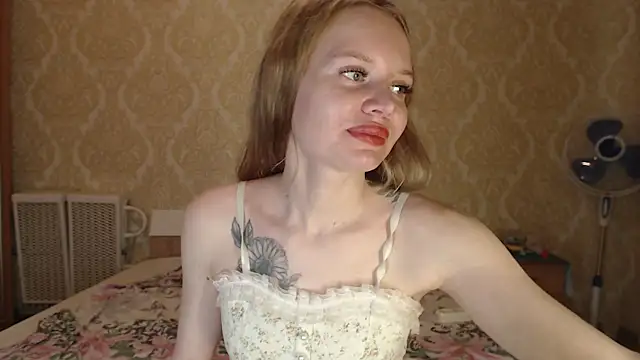 Snapshot of Kitkaat00 chatting on 07/25/26, 06:16 Kitkaat00 online show from 07/25/26, 06:16