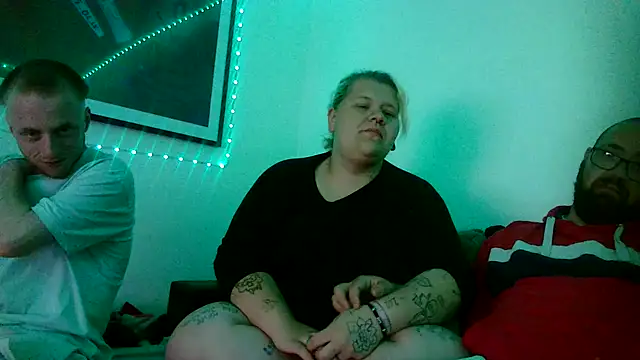 mrandmrsdarkside online show from 04/21/26, 07:39