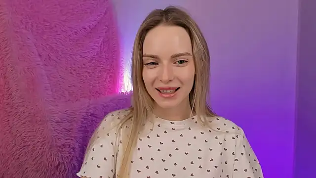 JuliaBrewwer online show from 10/02/25, 04:58