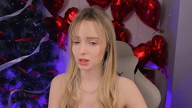 JuliaBrewwer online show from 04/09/26, 02:22