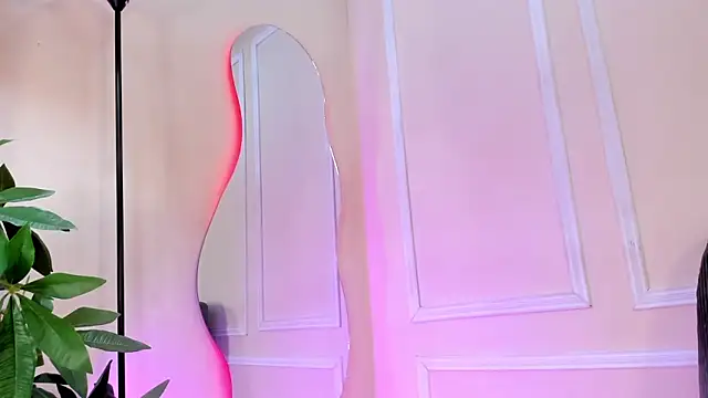 dulce fiore07 online show from 12/19/25, 12:34