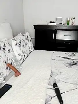 ChubbyBitch26 online show from 02/25/26, 12:37