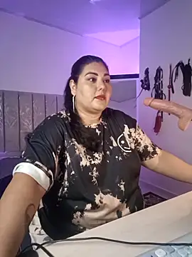 AndreaKinky online show from 09/30/25, 09:31