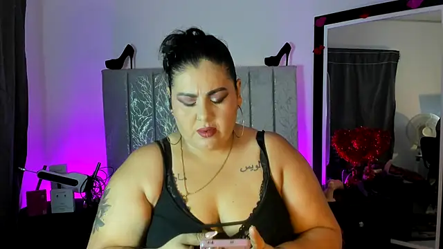 AndreaKinky online show from 04/18/26, 08:18