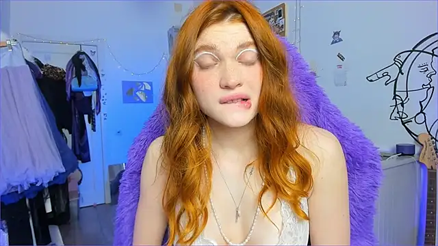 Snapshot of annkeenon chatting on 02/24/26, 09:13 annkeenon online show from 02/24/26, 09:13