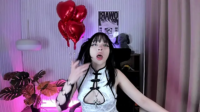 Sabrina bloom online show from 02/14/26, 12:57