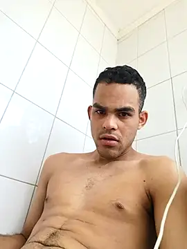 Snapshot of jhoi95 chatting on 10/13/25, 06:41 jhoi95 online show from 10/13/25, 06:41