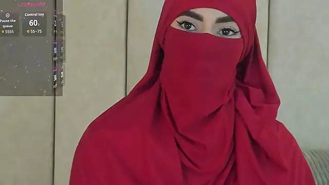  Zahiira  online show from 09/11/25, 11:43