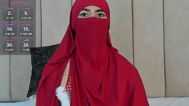 Snapshot of _Zahiira_ chatting on 12/02/25, 12:32 Zahiira online show from 12/02/25, 12:32