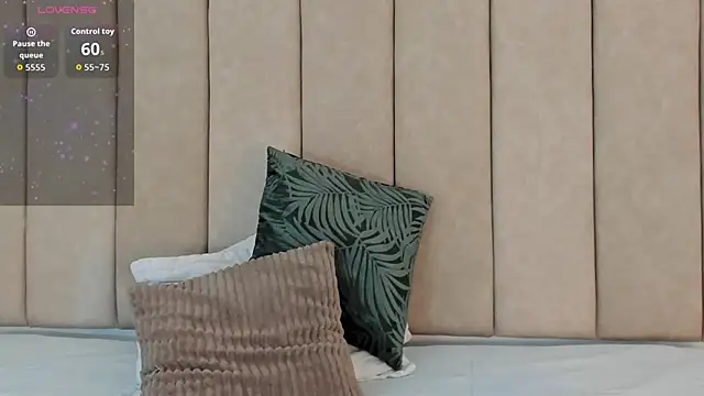 Snapshot of _Zahiira_ chatting on 01/10/26, 11:56 Zahiira online show from 01/10/26, 11:56